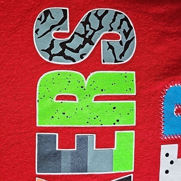 REASON Red Short Sleeve Graphic Tee - Picture 4 of 15